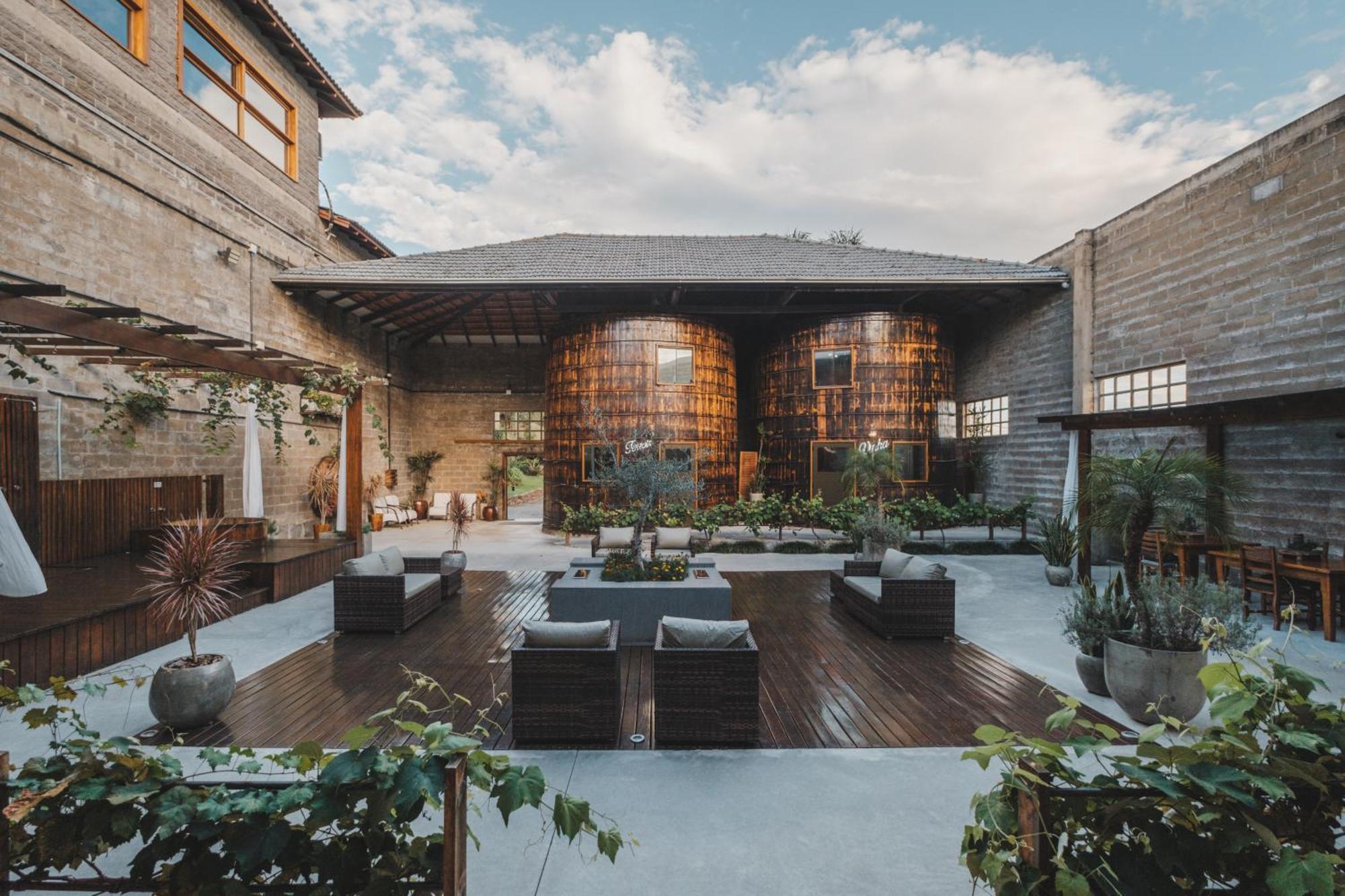 Villa Vinicolla Hospedagem Conceito Bento Goncalves Exterior photo